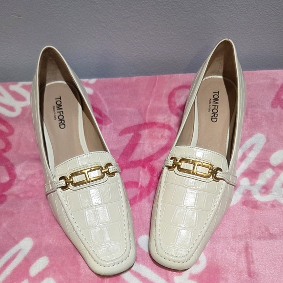 Women's Tom Ford Whitney Crocodile Chain Loafer, Size 37.5 NWOB - Picture 3 of 11